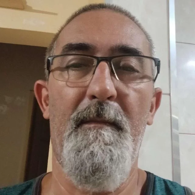 Pai Marcelo Nicolau